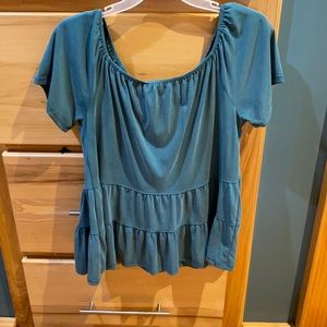 Green Envelope Los Angles ladies top size large